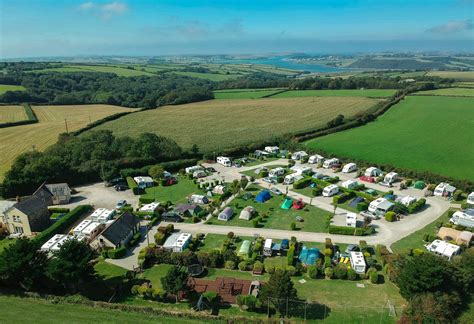 16 + Best Campsites and Holiday Parks in Padstow for Families