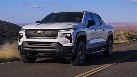 Chevy Silverado EV Debuts With a Huge Battery and Price Tag – Review Geek