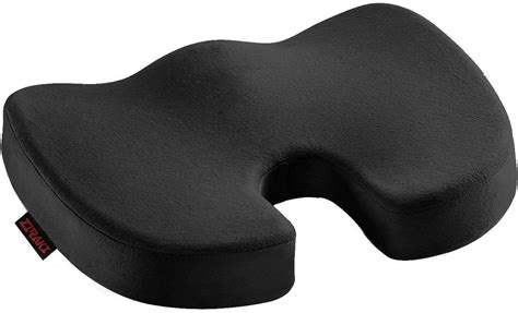 The Best Pillow For Tailbone Pain Relief - Reviews & Buyer's Guide