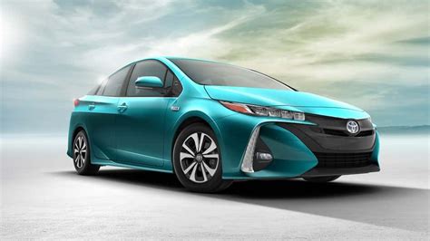 2017 Toyota Prius Prime Plug-In Hybrid Debuts with Twice the EV Range - NGT News