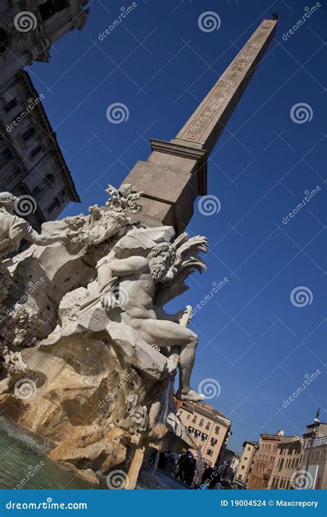 Piazza Navona fountain stock photo. Image of background - 19004524