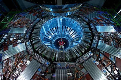 Hadron Collider hopes to make contact with parallel universe – Quantum Grid