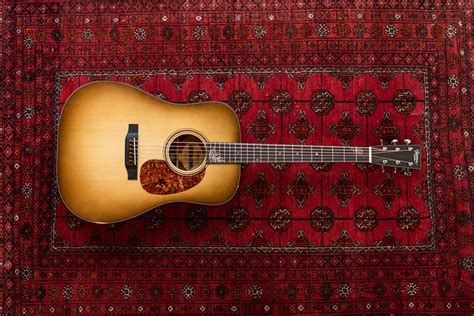 Thompson introduces limited edition Molly Tuttle guitar - Bluegrass Today