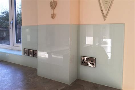 Clear Day Glass Splashback | Glass Splashbacks Pro Glass 4