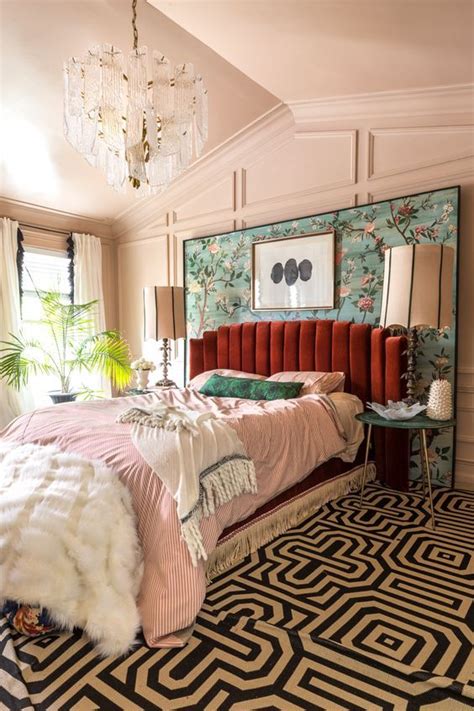 38 Unique And Bold Maximalist Bedroom Decor Ideas - DigsDigs