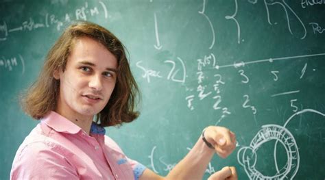 Peter Scholze gana el "Nobel" de matemáticas para jóvenes