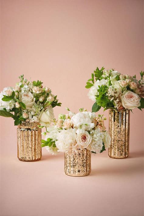 Rustic Wedding Centerpieces Delightfully eye catching center pieces to create more than a ...