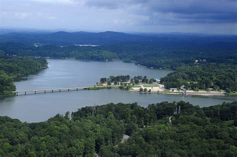 Things to do on Lake Lanier: 5 ways to get out on the lake this summer - Gainesville Times