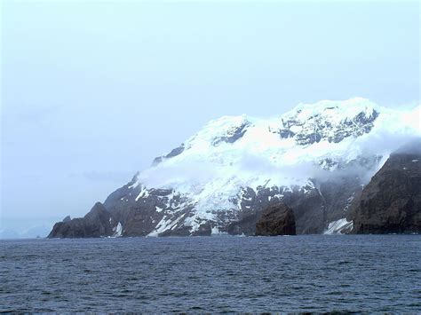 Antarctica Cruise: Visiting Elephant Island on Zodiacs