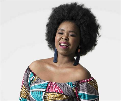 Zahara shamed on social media for not paying for a designer dress! – Married Biography