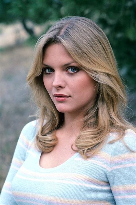 Michelle Pfeiffer (1970's) : r/OldSchoolCool