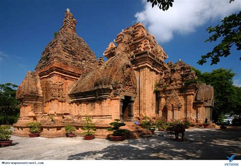 GIỚI THIỆU THÁP BÀ PONAGAR