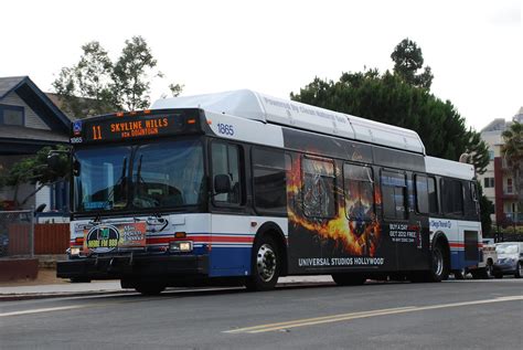 San Diego Transit | 2001 New Flyer C40LF bus on Logan Avenue… | Flickr