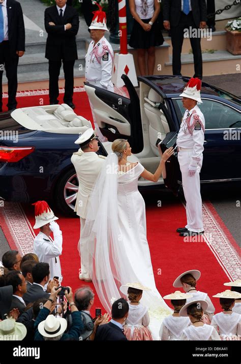 Prince Albert II of Monaco and Princess Charlene of Monaco Religious ...