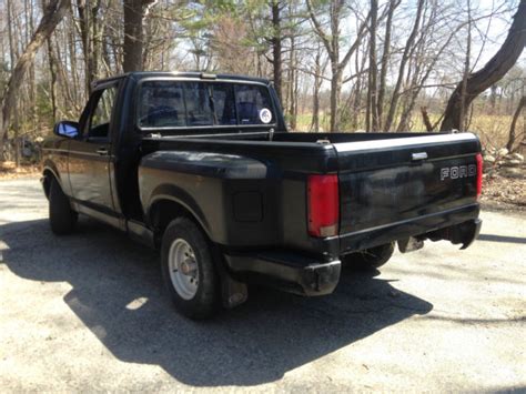 1993 Ford F150 Flareside pickup truck