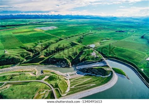 Aerial Image Oldman River Dam Alberta Stock Photo 1340491613 | Shutterstock