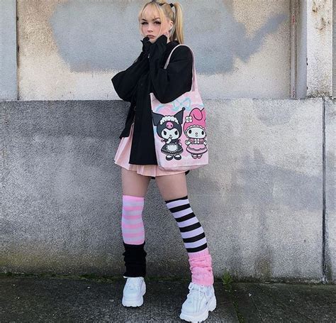 sanrio goth | Alternative outfits, Fashion inspo outfits, Aesthetic clothes