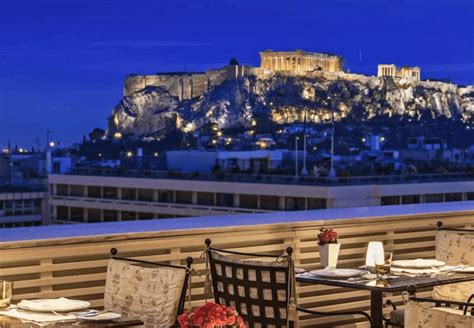 Top 10 Best Restaurants In Greece | CuddlyNest