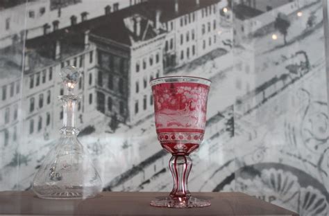 Toledo Museum exhibit shows that Libbey Glass hasn’t lost its luster – BG Independent News