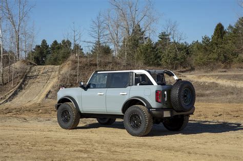 Ford-Bronco-Features-18 - AVTOPLUS.mk