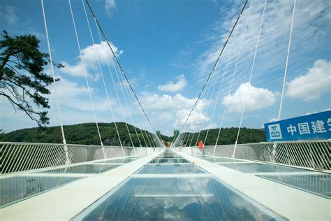 Zhangjiajie Glass Bridge | Trosifol | Archello