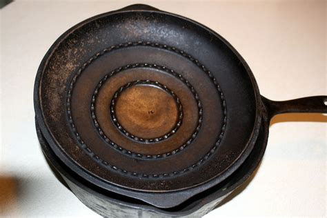 Forsythkid: Mystery antique cast iron skillet