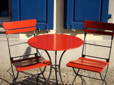 Fotos gratis : mesa, silla, asiento, restaurante, rojo, relajarse, mueble, habitación, sillas ...