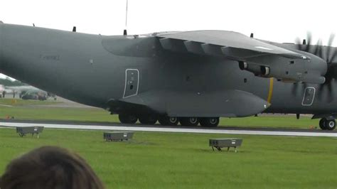 February 2013 - Airbus A400M Atlas Amazing Short Landing RIAT 2012 ...