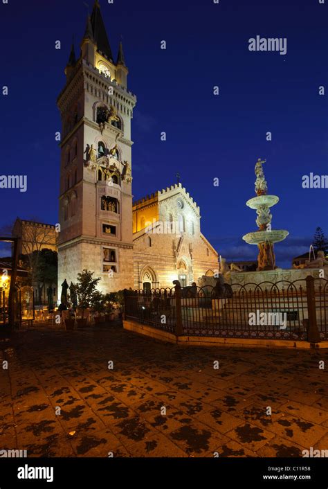 The cathedral of Messina, Sicily, Italy Stock Photo - Alamy