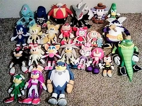 My Sonic Plush Collection so far : r/SonicTheHedgehog