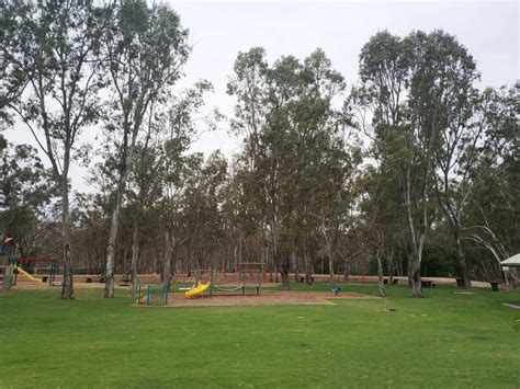 Nhill Accommodation - Caravan Park, Motels, Camping, Food & Map, VIC