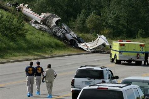 Travis Barker plane crash: survivors, victims, and cause of 2008 South Carolina Learjet 60 crash ...