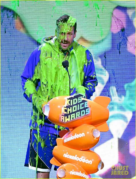 Full Sized Photo of adam sandler gets slimed at kids choice awards 01 | Photo 4261602 | Just Jared