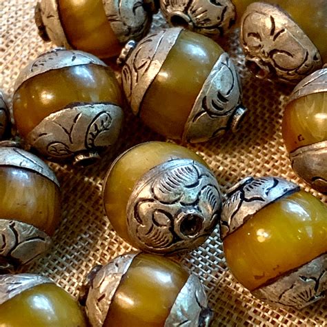 Small Resin Amber Beads, Nepal | Beadparadise.com