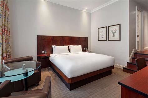 Radisson Blu Edwardian Grafton Hotel Deals & Reviews, London ...