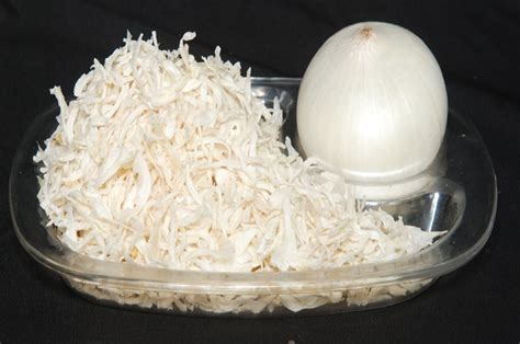 Premium Quality Dehydrated White Onion Flakes, Packaging: PP Bags, Packaging Size: 12 kg at Rs ...