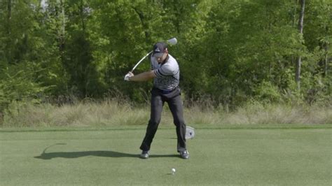 Watch Classic Swing Sequences | Swing Analysis: Sergio Garcia | Golf Digest Video | CNE