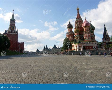 Kremlin red square stock image. Image of date, clock, government - 7853627