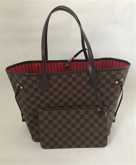 Louis Vuitton Neverfull MM - Bags - Lyxen.se