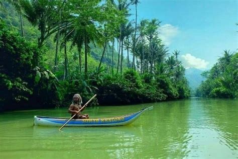 7 Sungai Paling Unik di Indonesia yang Wajib Kamu Kunjungi Tahun Ini!