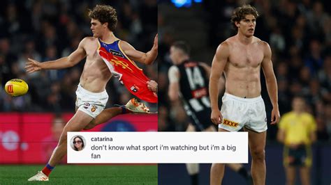 AFL: Internet Thirsts Over Deven Robertson Wardrobe Malfunction