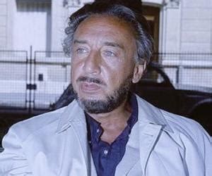 Romain Gary Biography - Facts, Childhood, Family Life & Achievements