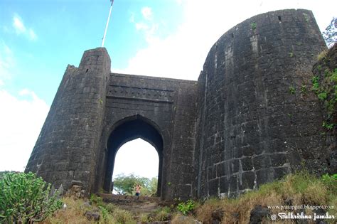 PURANDAR FORT