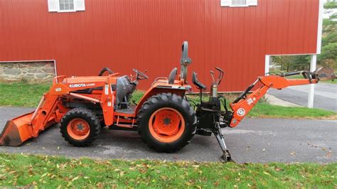 Kubota L3010 KUBOTA L3010 4X4 HYDROSTATIC COMPACT TRACTOR LOADER