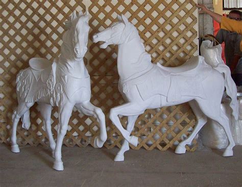 unpainted carousel horse, paint your own carousel horse > Carousel ...