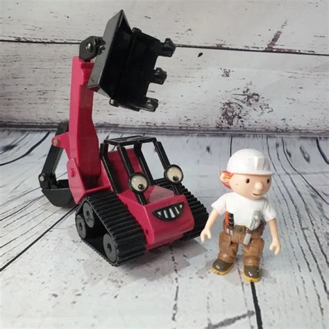 BOB THE BUILDER Benny The Digger Friction Toy & Bob The Builder Figure ...