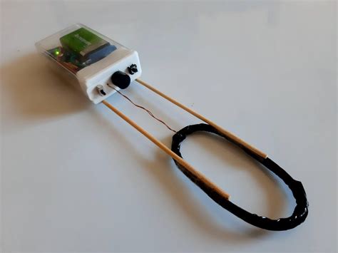 Minimal metal detector made with an Arduino and a coil of wire | LaptrinhX