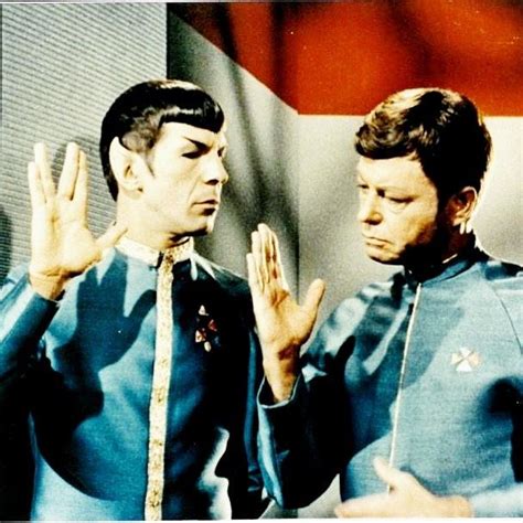 Mr. Spock's Vulcan salute from Star Trek, a simple and sanitary gesture ...