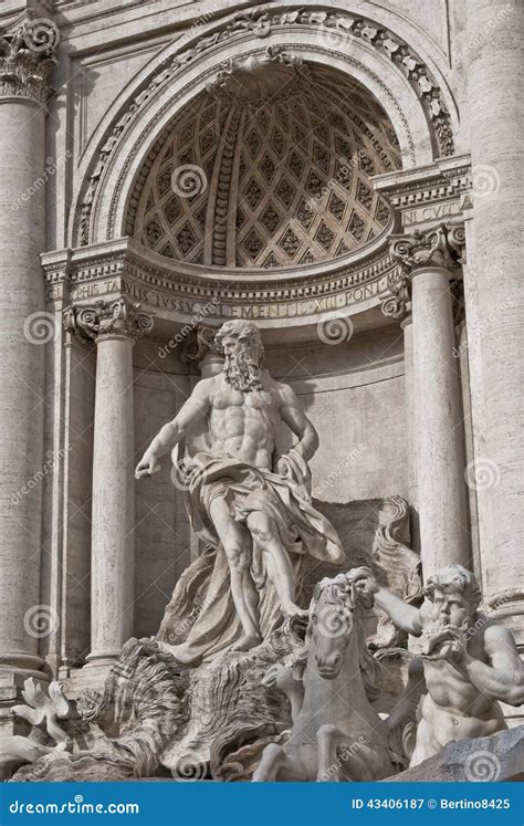 Rome Trevi Fountain Statue of the Gods Stock Image - Image of statue, italy: 43406187