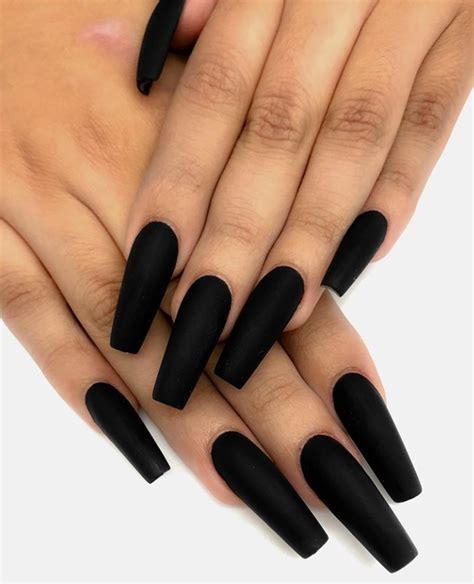 80+ Matte Black Coffin & Almond Nails Design Ideas To Try - Fashionsum